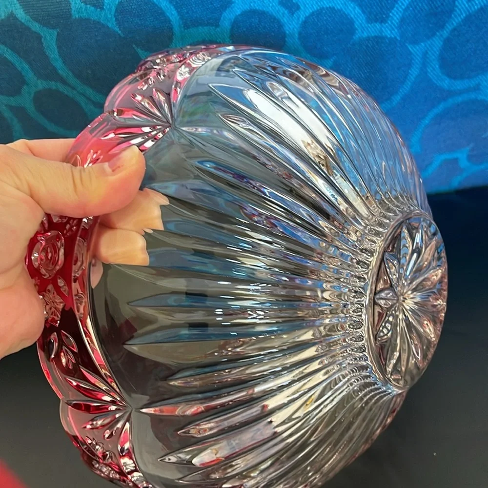 Elegant Oneida Red and Clear Crystal Bowl 9.5” centerpiece - Picture 5 of 7